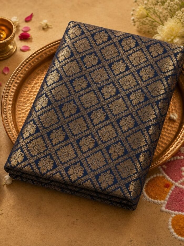 KashiFab_powerloom_banarasi_silk_fabric_wholesale.jpg KashiFab powerloom Banarasi silk fabric online - consistent wholesale yardage