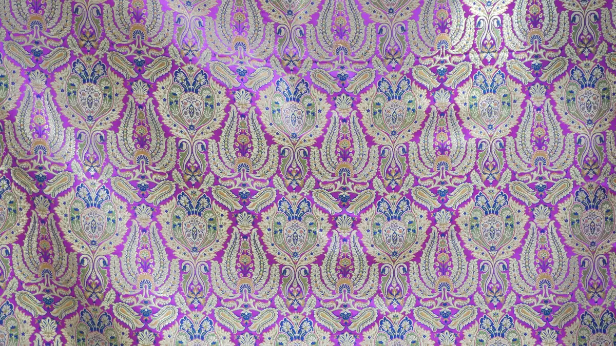 KashiFab_banarasi_kimkhab_brocade_cho_u01_magenta_01 KashiFab Banarasi Kimkhab Brocade Magenta fabric wholesale Varanasi