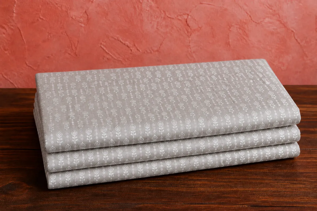 KashiFab_cho_card1_viscose_jacquard_u13_cover-1 KashiFab Banarasi Fancy Yarn Viscose Jacquard folded on table - Banaras fabric cover