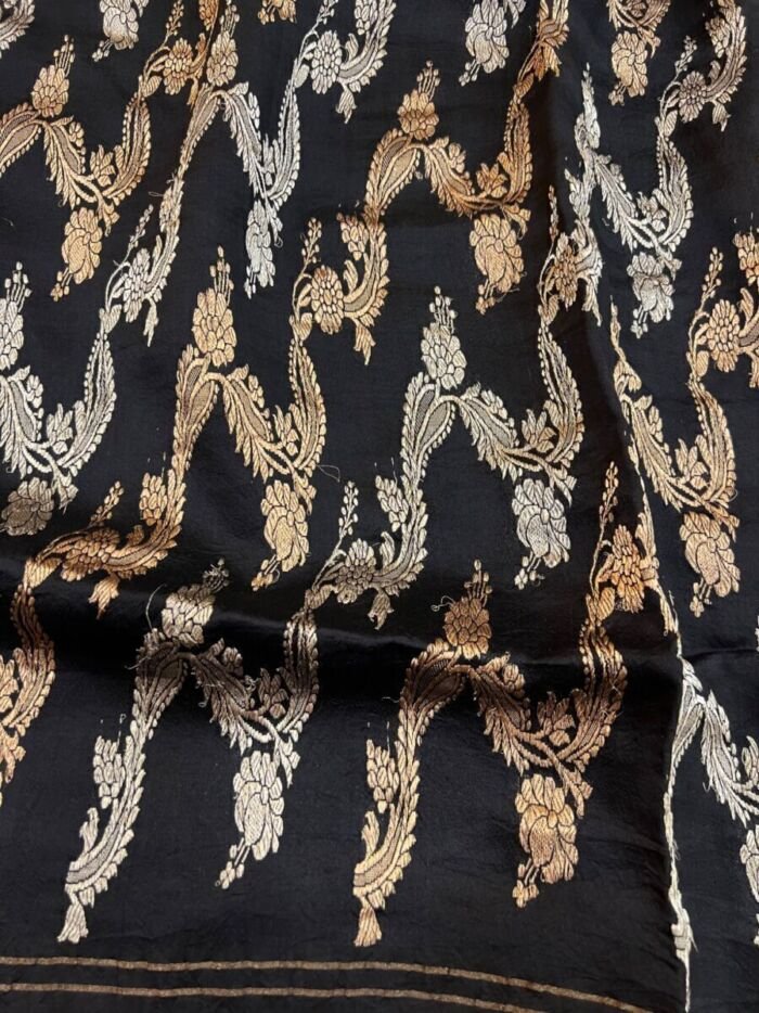 KashiFab Handloom Mashru Katan Sarees KashiFab Handloom Mashru Katan Sarees online - authentic Varanasi weave