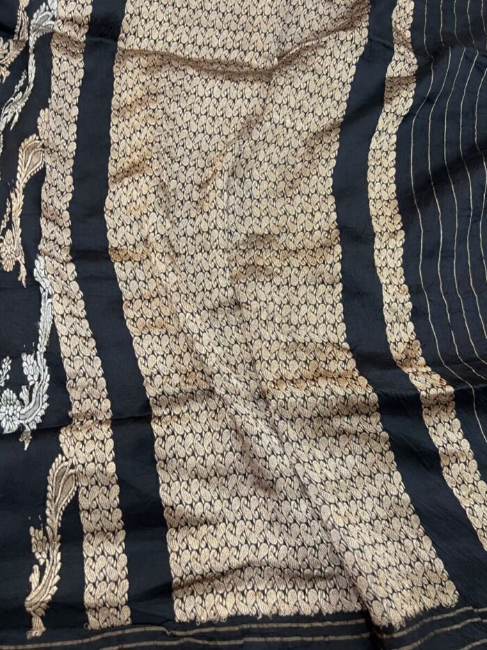KashiFab Handloom Mashru Katan Sarees KashiFab Handloom Mashru Katan Sarees online - authentic Varanasi weave
