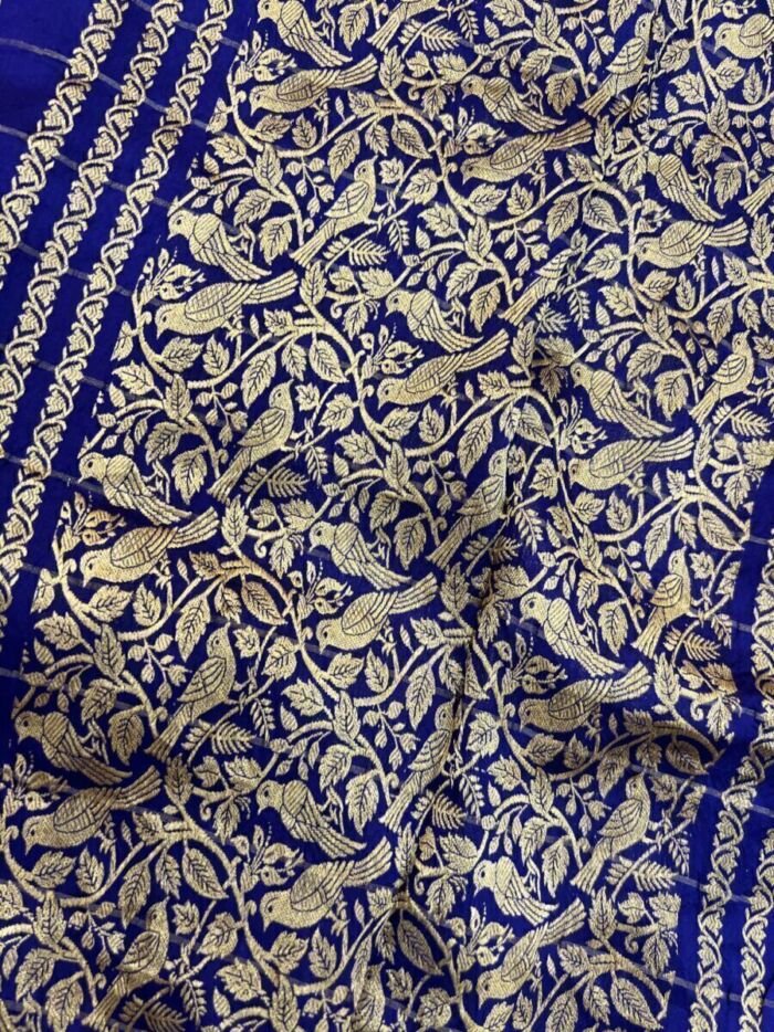 KashiFab Mashru Katan Sarees - AYU #10571 KashiFab Mashru Katan Sarees - AYU #10571 online - authentic Varanasi weave