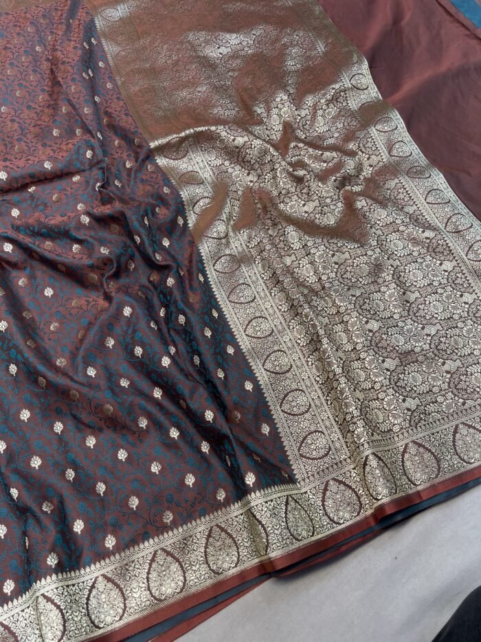 KashiFab Mashru katan sarees with interlock resham weave sarees 1 KashiFab Mashru katan sarees with interlock resham weave sarees online - Banaras / Varanasi silk saree