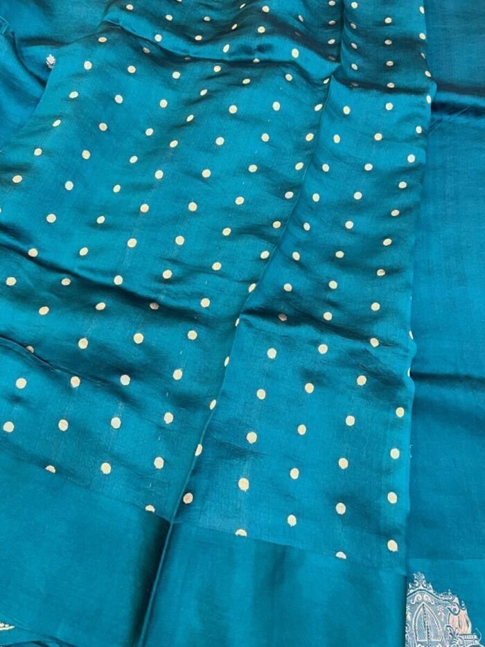 KashiFab Pure Mashru Katan - AYU #10656 KashiFab Pure Mashru Katan - AYU #10656 online - authentic Varanasi weave
