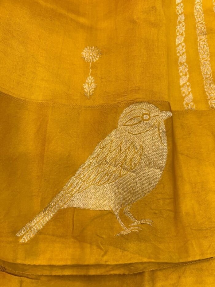 KashiFab Pure Mashru Katan Saree - AYU #10670 KashiFab Pure Mashru Katan Saree - AYU #10670 online - authentic Varanasi weave