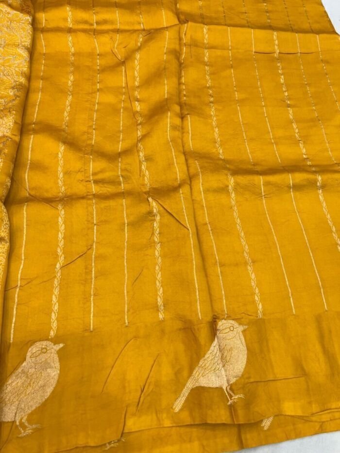 KashiFab Pure Mashru Katan Saree - AYU #10670 KashiFab Pure Mashru Katan Saree - AYU #10670 online - authentic Varanasi weave