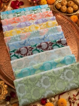 KashiFab RANGKAT BROCADE 44″ KashiFab RANGKAT BROCADE 44" online - authentic Varanasi weave