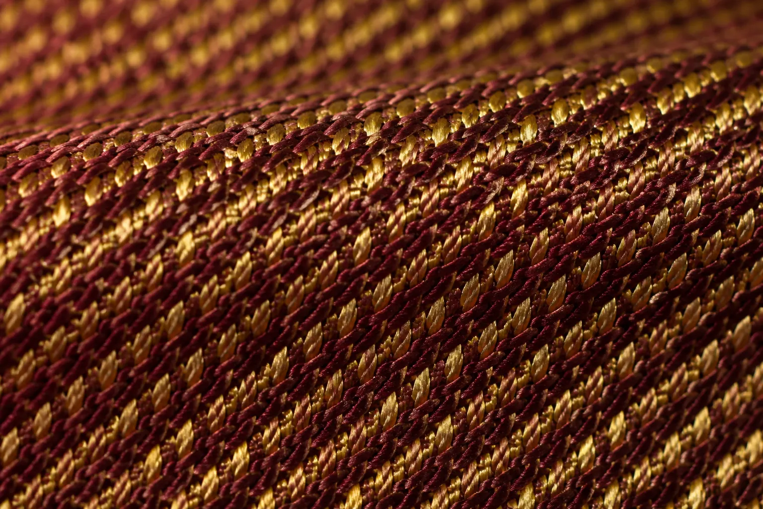 KashiFab silk twill diagonal rib weave close-up for US scarf manufacturers