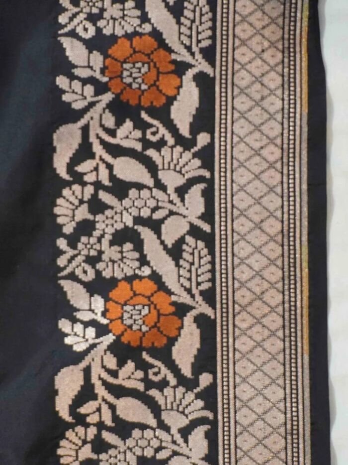 KashiFab Burnt Orange Banarasi Silk Saree 2 KashiFab Burnt Orange Banarasi Silk Saree online - authentic Varanasi Banarasi silk saree - detail view 2