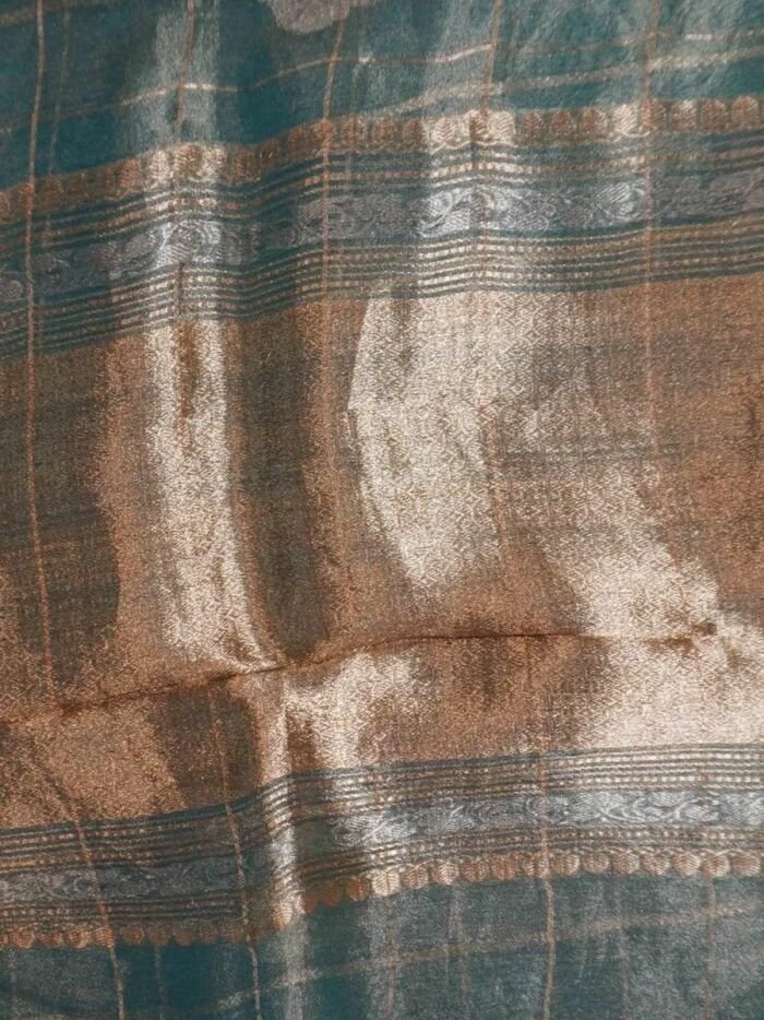 KashiFab Burnt Orange Banarasi Silk Saree 3 KashiFab Burnt Orange Banarasi Silk Saree online - authentic Varanasi Banarasi silk saree - detail view 3