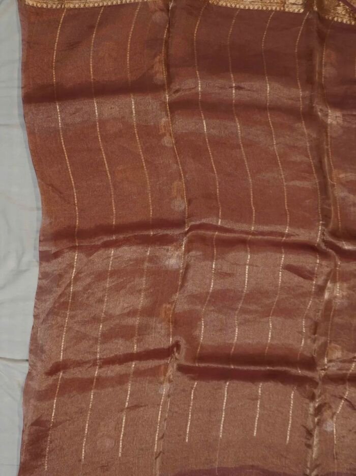 KashiFab Burnt Orange Banarasi Silk Saree 3 KashiFab Burnt Orange Banarasi Silk Saree online - authentic Varanasi Banarasi silk saree - detail view 3