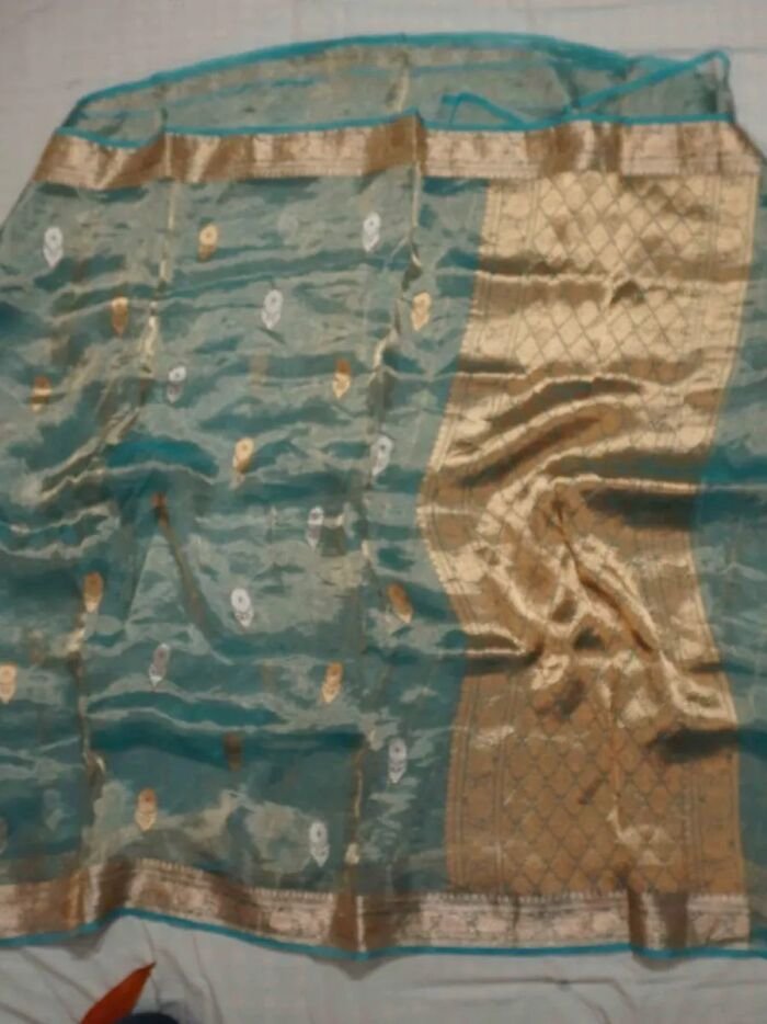 KashiFab Burnt Orange Banarasi Silk Saree 3 KashiFab Burnt Orange Banarasi Silk Saree online - authentic Varanasi Banarasi silk saree - detail view 3