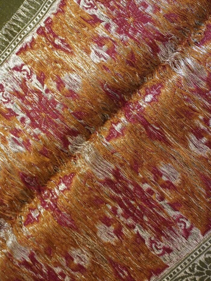 KashiFab Burnt Orange Banarasi Silk Saree 3 KashiFab Burnt Orange Banarasi Silk Saree online - authentic Varanasi Banarasi silk saree - detail view 3