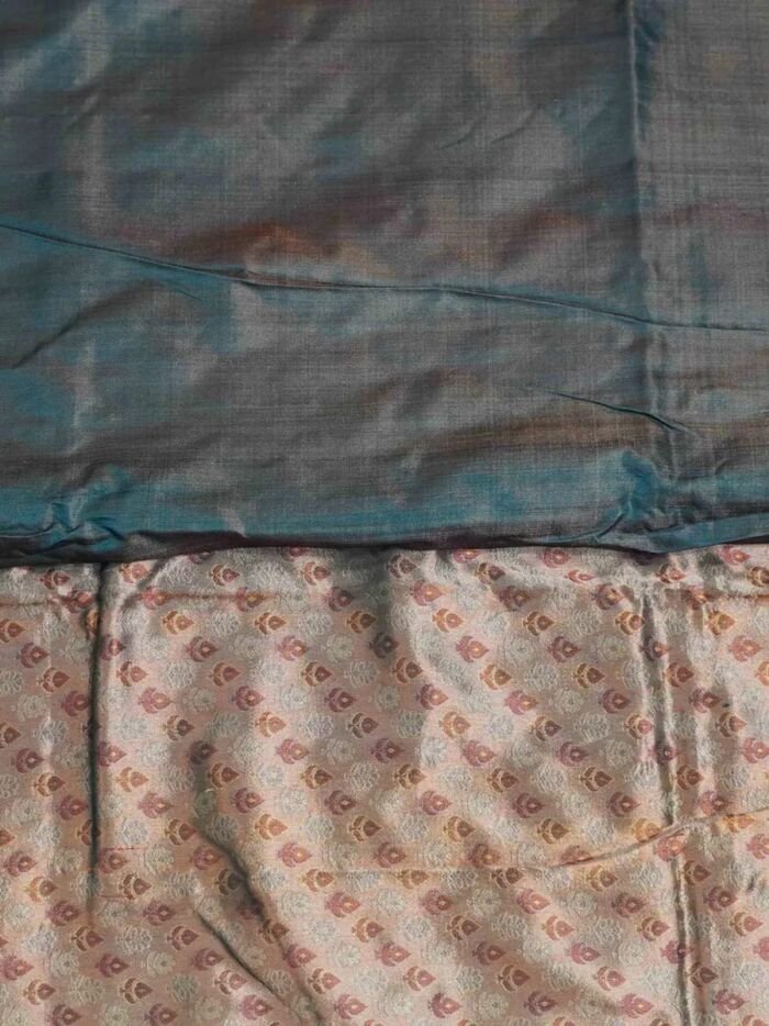 KashiFab Burnt Orange Banarasi Silk Saree 5 KashiFab Burnt Orange Banarasi Silk Saree online - authentic Varanasi Banarasi silk saree - detail view 5