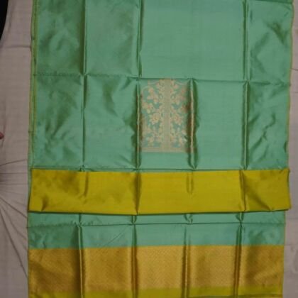 KashiFab Emerald Green Banarasi Silk Coord Set online - authentic Varanasi Banarasi silk coord set
