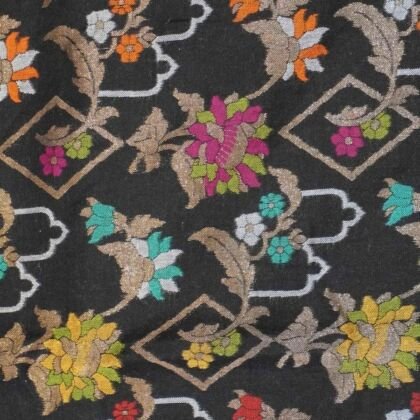 KashiFab Midnight Black Banarasi Silk Saree online - authentic Varanasi Banarasi silk saree - detail view 2