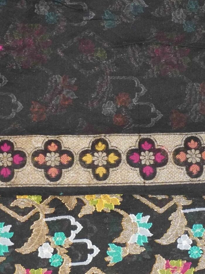 KashiFab Midnight Black Banarasi Silk Saree 8 KashiFab Midnight Black Banarasi Silk Saree online - authentic Varanasi Banarasi silk saree - detail view 8