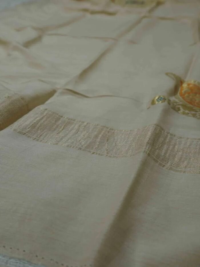 KashiFab Mustard Gold Banarasi Silk Dupatta online - authentic Varanasi Banarasi silk dupatta - detail view 2