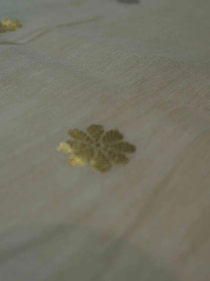 KashiFab Mustard Gold Banarasi Silk Dupatta online - authentic Varanasi Banarasi silk dupatta - detail view 3