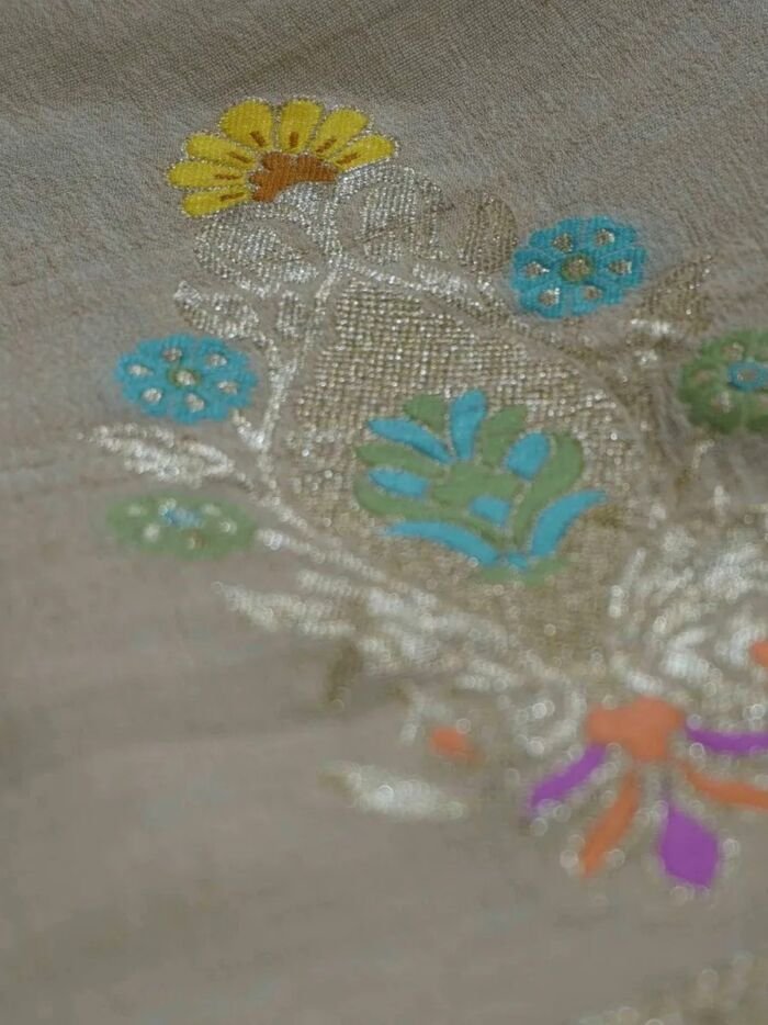 KashiFab Mustard Gold Banarasi Silk Saree 4 KashiFab Mustard Gold Banarasi Silk Saree online - authentic Varanasi Banarasi silk saree - detail view 4