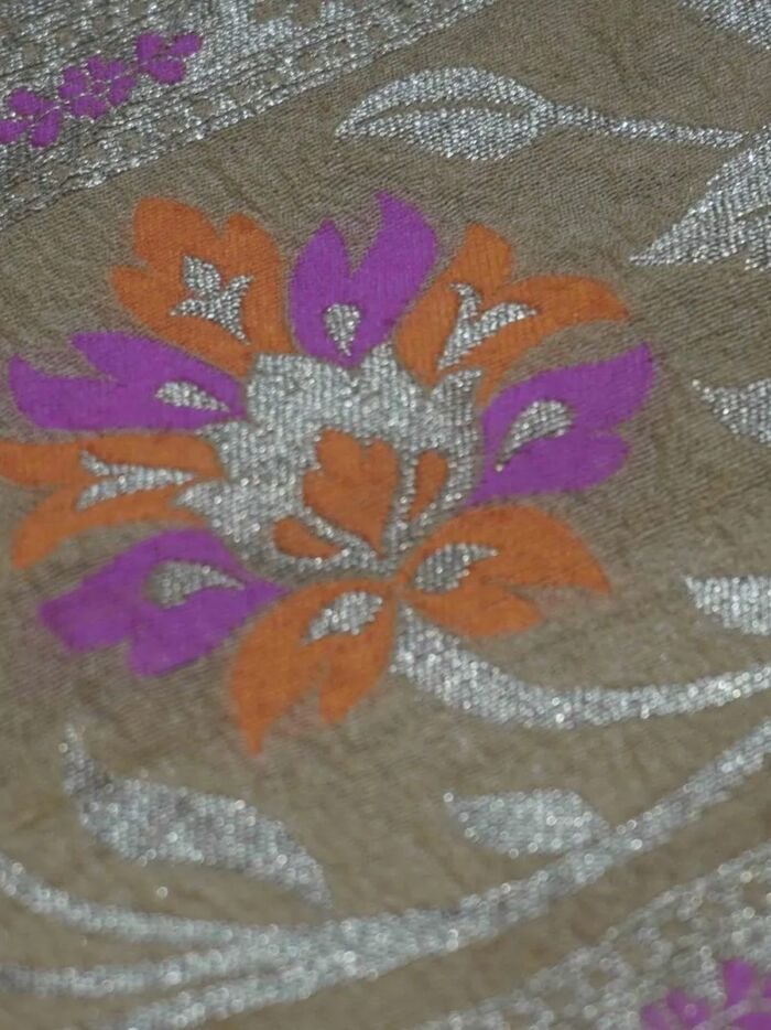 KashiFab Mustard Gold Banarasi Silk Saree 4 KashiFab Mustard Gold Banarasi Silk Saree online - authentic Varanasi Banarasi silk saree - detail view 4