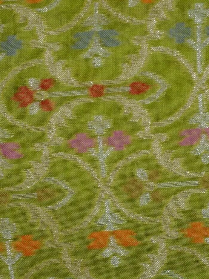 KashiFab Mustard Gold Banarasi Silk Saree 5 KashiFab Mustard Gold Banarasi Silk Saree online - authentic Varanasi Banarasi silk saree - detail view 5