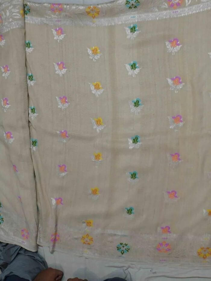 KashiFab Mustard Gold Banarasi Silk Saree 6 KashiFab Mustard Gold Banarasi Silk Saree online - authentic Varanasi Banarasi silk saree - detail view 6