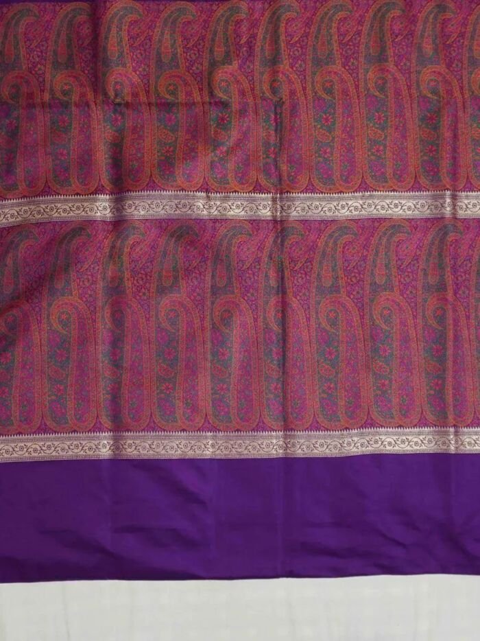 KashiFab Rose Pink Banarasi Silk Saree 4 KashiFab Rose Pink Banarasi Silk Saree online - authentic Varanasi Banarasi silk saree - detail view 4