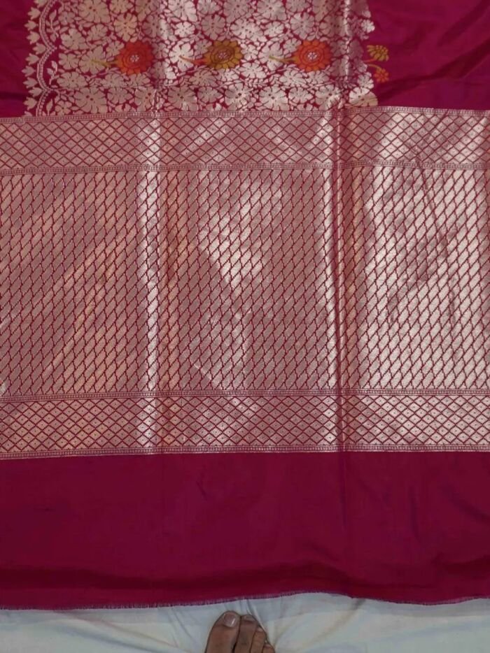 KashiFab Rose Pink Banarasi Silk Saree 4 KashiFab Rose Pink Banarasi Silk Saree online - authentic Varanasi Banarasi silk saree - detail view 4