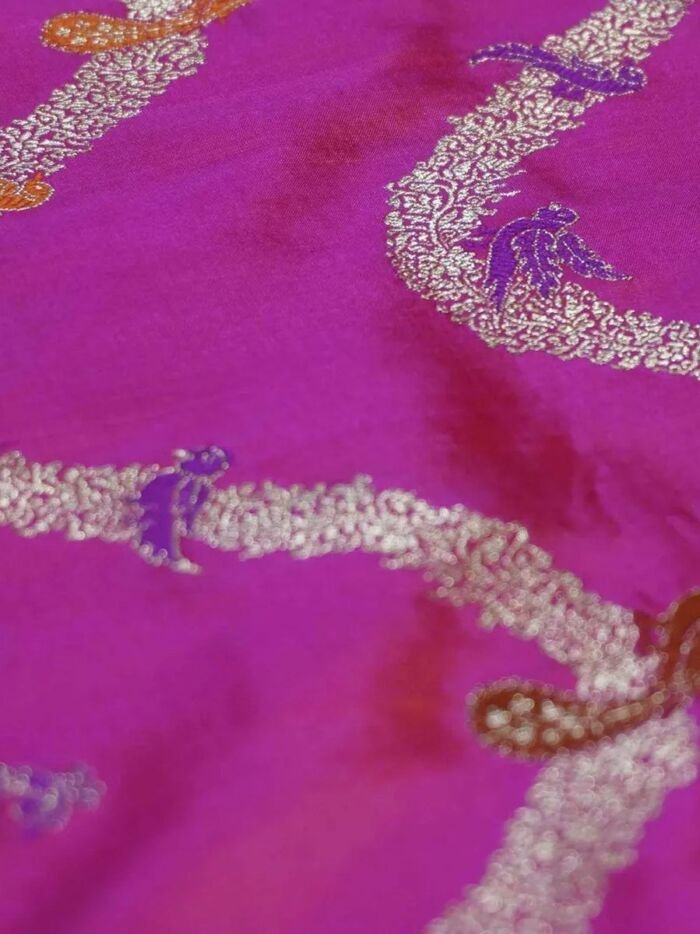 KashiFab Rose Pink Banarasi Silk Saree online - authentic Varanasi Banarasi silk saree - detail view 5