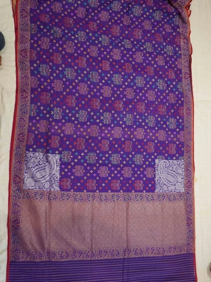 KashiFab Royal Purple Banarasi Silk Saree online - authentic Varanasi Banarasi silk saree