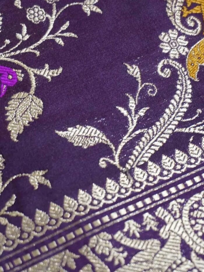 KashiFab Royal Purple Banarasi Silk Saree online - authentic Varanasi Banarasi silk saree - detail view 2