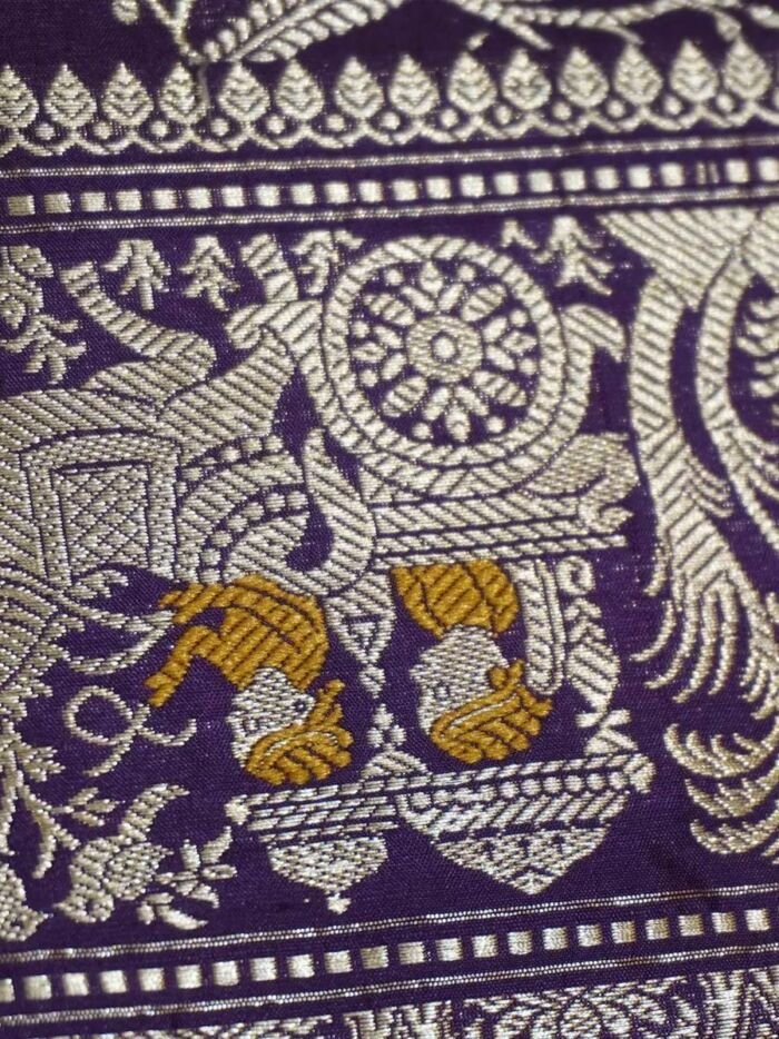 KashiFab Royal Purple Banarasi Silk Saree online - authentic Varanasi Banarasi silk saree - detail view 3