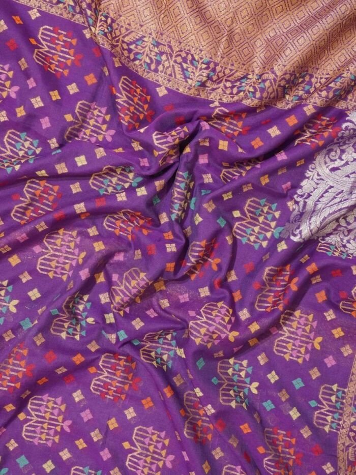 KashiFab Royal Purple Banarasi Silk Saree online - authentic Varanasi Banarasi silk saree - detail view 5