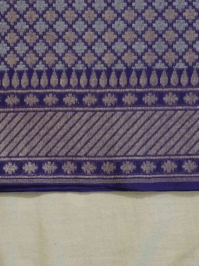 KashiFab Royal Purple Banarasi Silk Saree 7 KashiFab Royal Purple Banarasi Silk Saree online - authentic Varanasi Banarasi silk saree - detail view 7