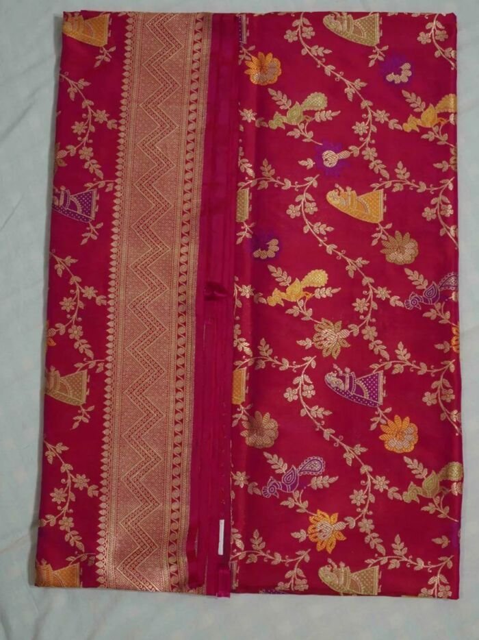KashiFab Ruby Red Banarasi Silk Saree online - authentic Varanasi Banarasi silk saree - detail view 2