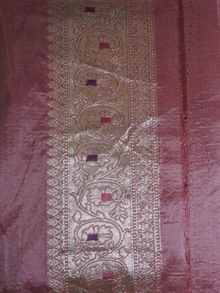 KashiFab Ruby Red Banarasi Silk Saree online - authentic Varanasi Banarasi silk saree - detail view 2