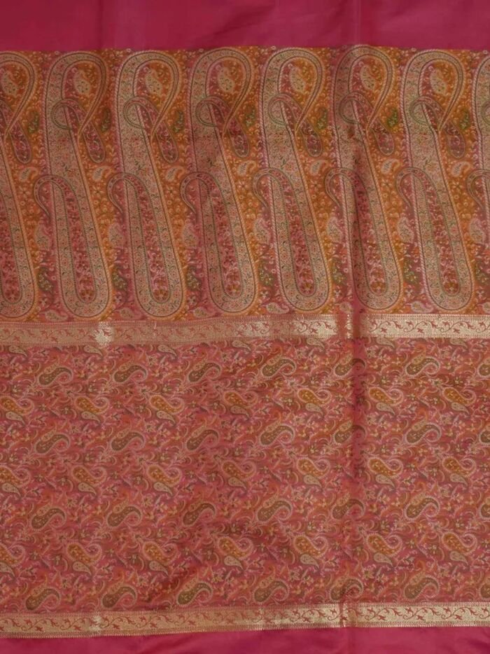 KashiFab Ruby Red Banarasi Silk Saree online - authentic Varanasi Banarasi silk saree - detail view 2