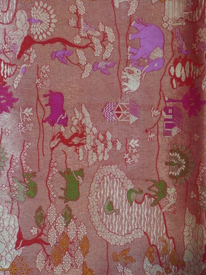 KashiFab Ruby Red Banarasi Silk Saree 2 KashiFab Ruby Red Banarasi Silk Saree online - authentic Varanasi Banarasi silk saree - detail view 2
