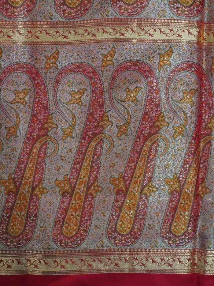 KashiFab Ruby Red Banarasi Silk Saree 4 KashiFab Ruby Red Banarasi Silk Saree online - authentic Varanasi Banarasi silk saree - detail view 4
