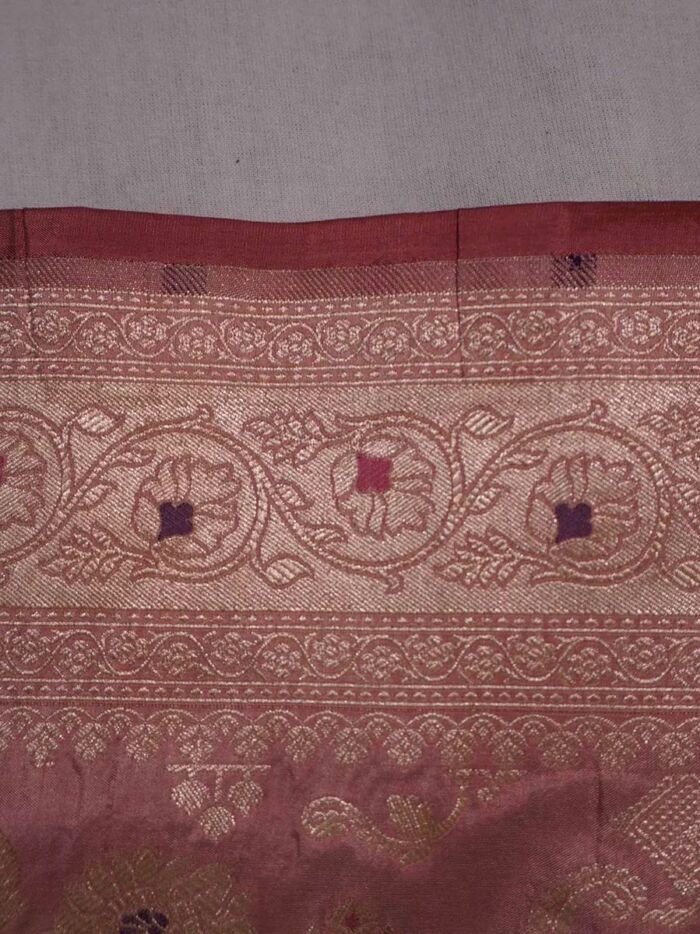 KashiFab Ruby Red Banarasi Silk Saree online - authentic Varanasi Banarasi silk saree - detail view 4