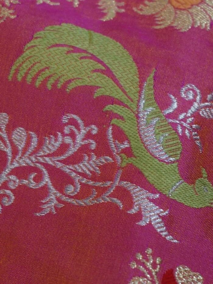 KashiFab Ruby Red Banarasi Silk Saree online - authentic Varanasi Banarasi silk saree - detail view 5