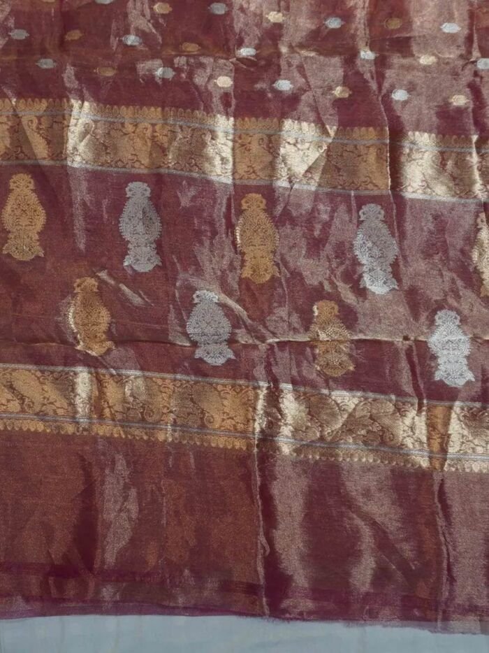 KashiFab Ruby Red Banarasi Silk Saree 5 KashiFab Ruby Red Banarasi Silk Saree online - authentic Varanasi Banarasi silk saree - detail view 5