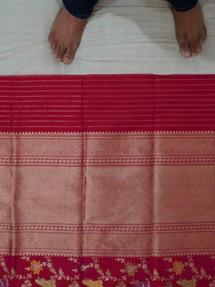 KashiFab Ruby Red Banarasi Silk Saree online - authentic Varanasi Banarasi silk saree - detail view 6