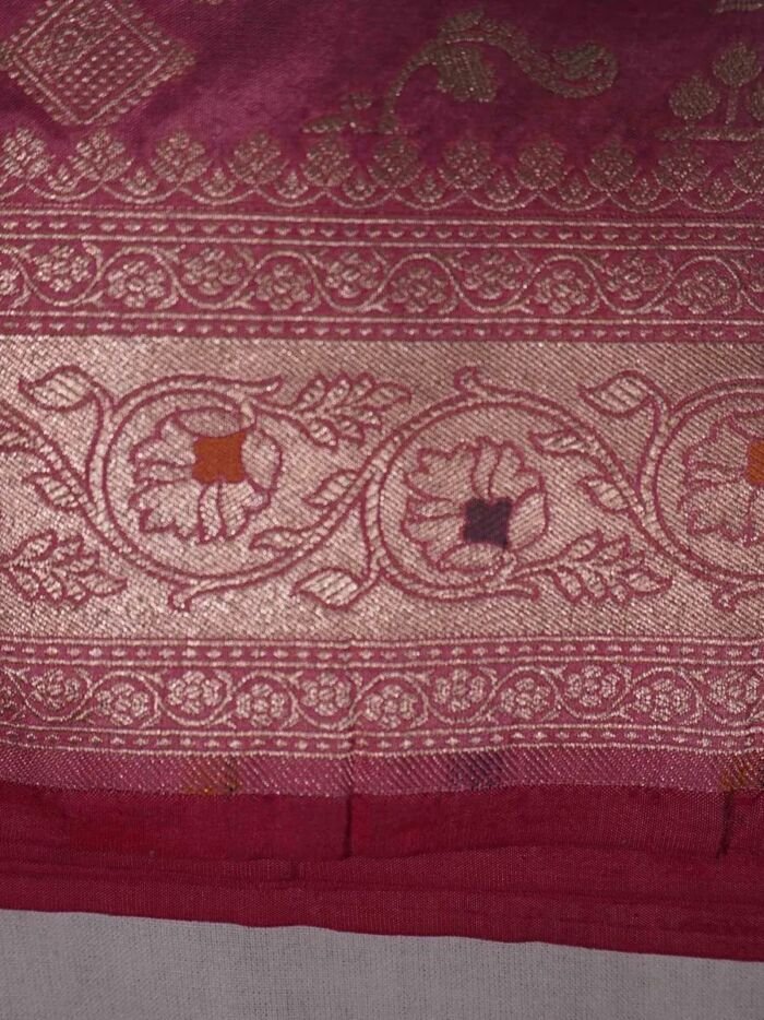 KashiFab Ruby Red Banarasi Silk Saree online - authentic Varanasi Banarasi silk saree - detail view 6