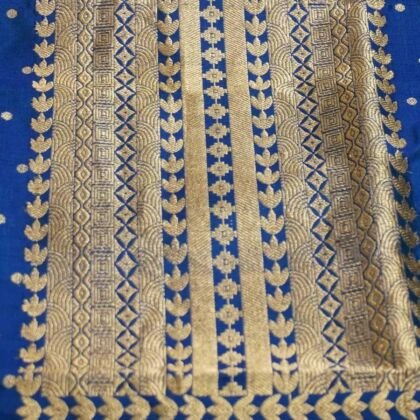 KashiFab Sapphire Blue Banarasi Silk Coord Set online - authentic Varanasi Banarasi silk coord set - detail view 2