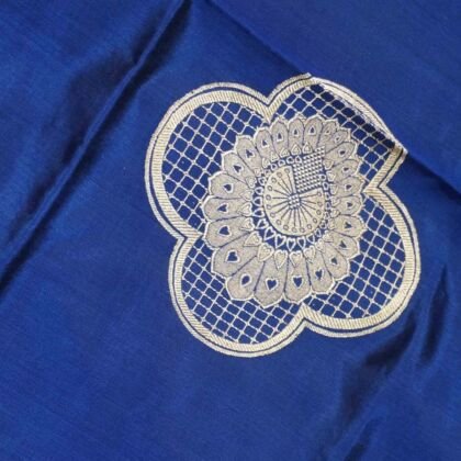 KashiFab Sapphire Blue Banarasi Silk Coord Set online - authentic Varanasi Banarasi silk coord set - detail view 2