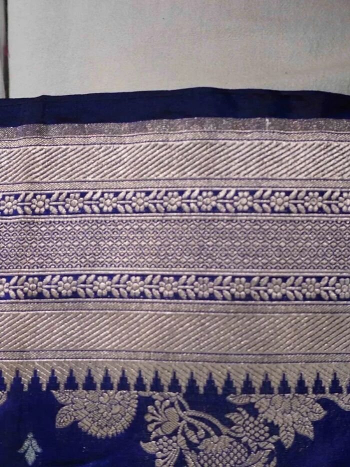 KashiFab Sapphire Blue Banarasi Silk Saree online - authentic Varanasi Banarasi silk saree - detail view 4