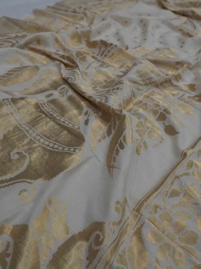 KashiFab Silver Grey Banarasi Silk Dupatta online - authentic Varanasi Banarasi silk dupatta - detail view 4