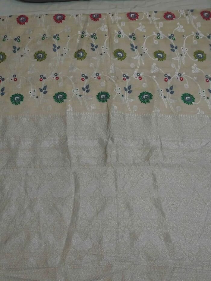 KashiFab Silver Grey Banarasi Silk Saree 1 KashiFab Silver Grey Banarasi Silk Saree online - authentic Varanasi Banarasi silk saree